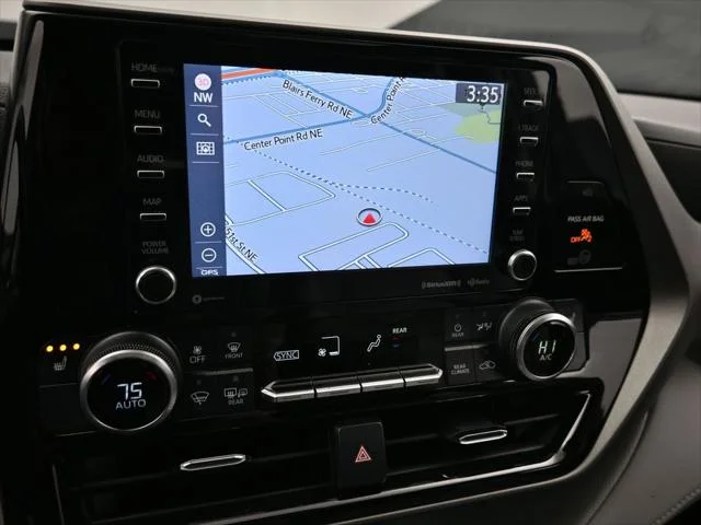 2021 Toyota Highlander XLE - Photo 23