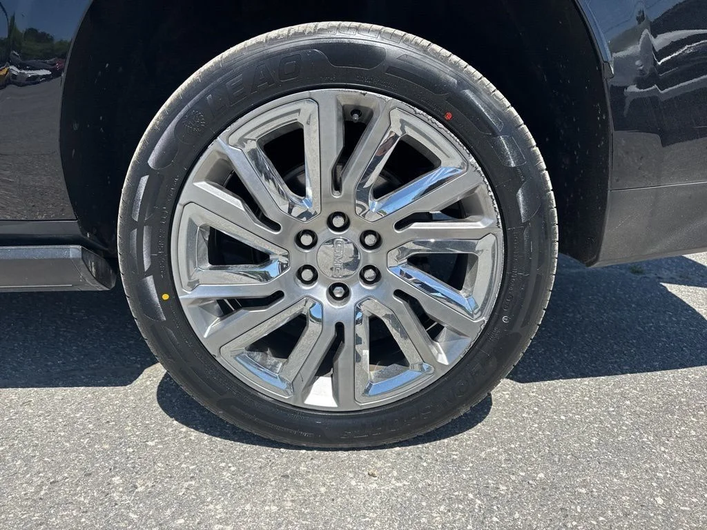 Used 2021 Black GMC Denali image 32