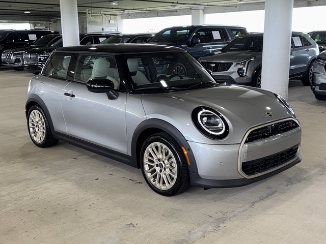 2026 MINI 2 Door Signature Plus