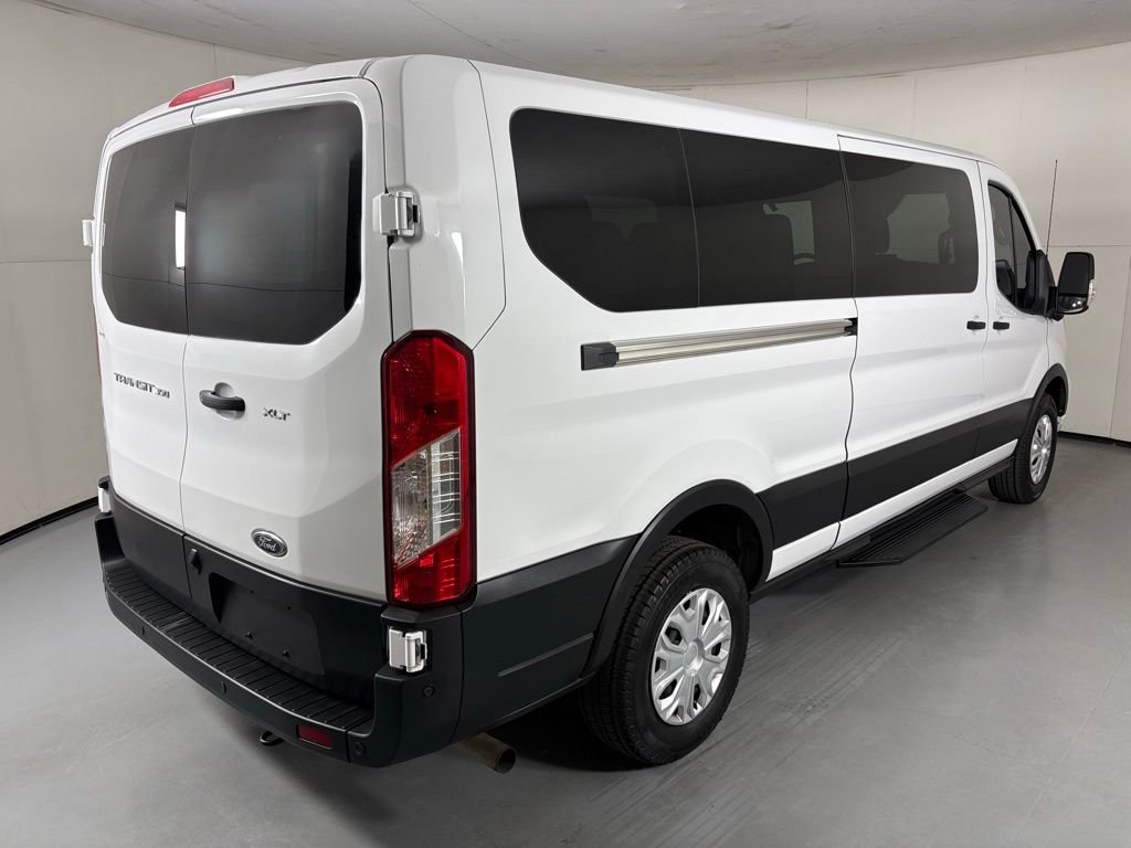 Used 2023 White Ford XLT image 8