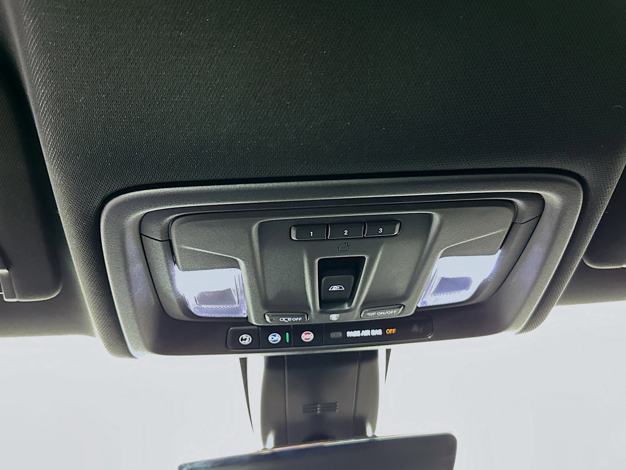 Used 2021 Satin Steel Metallic GMC AT4 image 18
