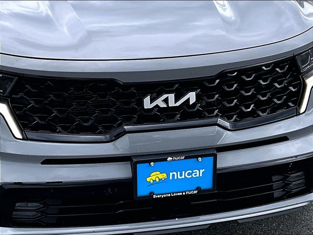 Used 2022 Wolf Gray Kia SX image 30