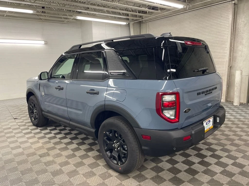New 2025 Gray Ford Big Bend image 9