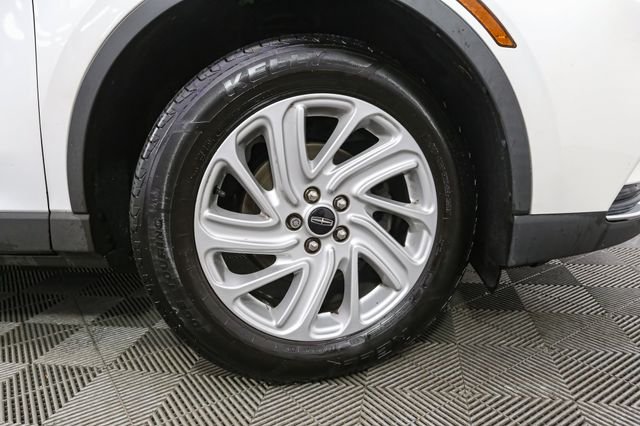 Used 2022 White Lincoln Standard image 14