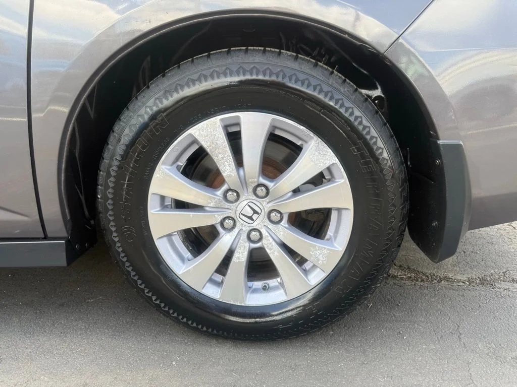Used 2015 Gray Honda EX image 29