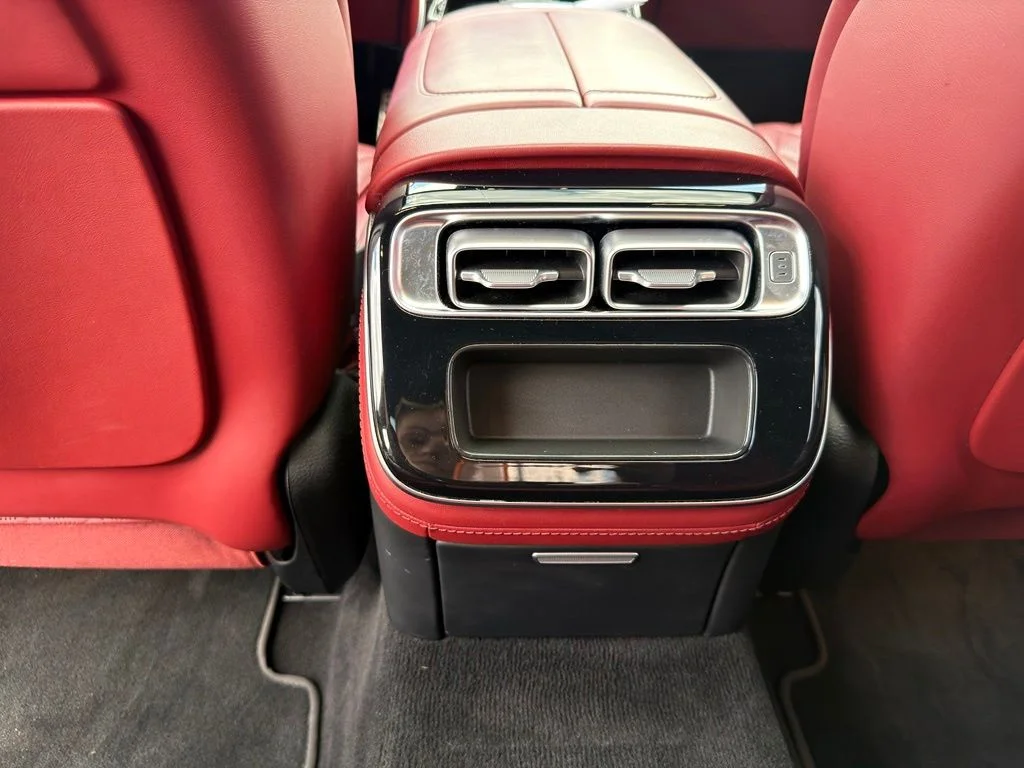 Used 2022 Beige Mercedes-Benz S 580 image 25