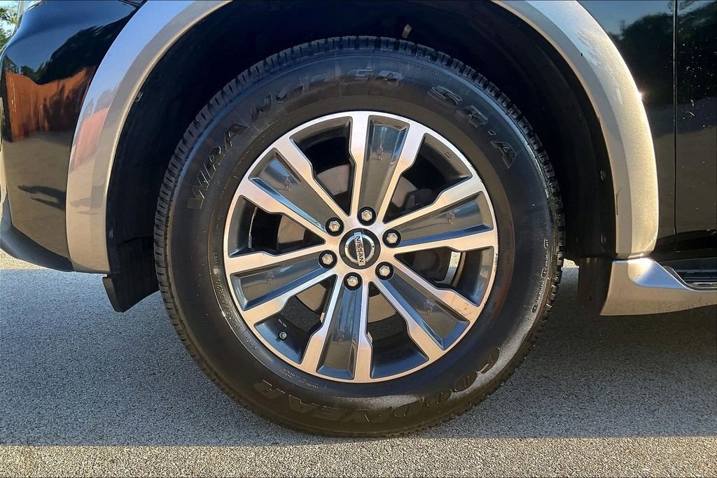 Used 2020 Black Nissan SL image 9