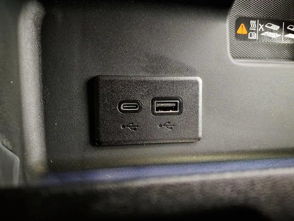 New 2026 Summit White Chevrolet LT image 25