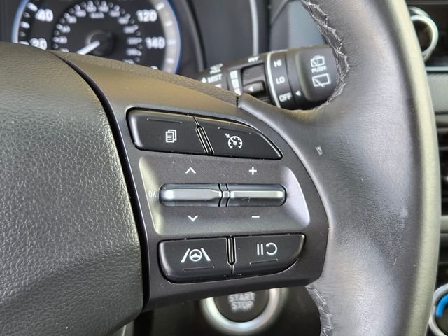 Used 2023 Black Hyundai SEL image 16