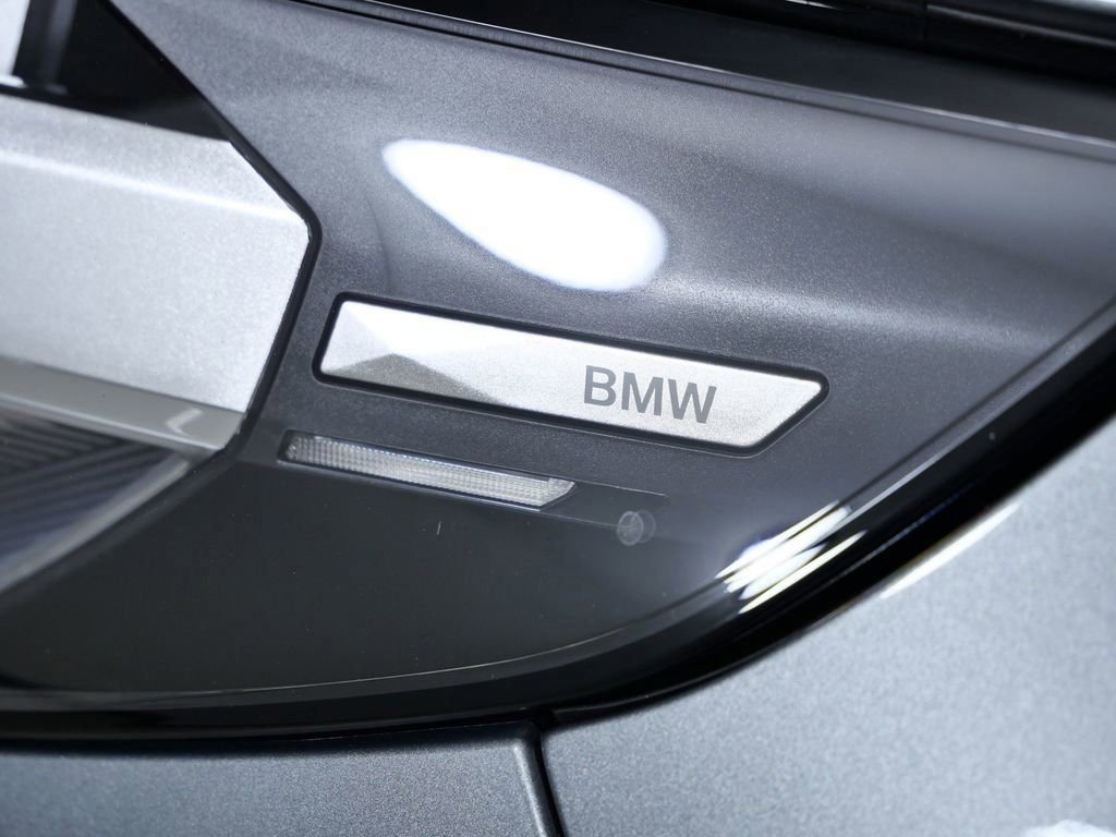 Used 2026 Skyscraper Grey Metallic BMW 30 xDrive image 5