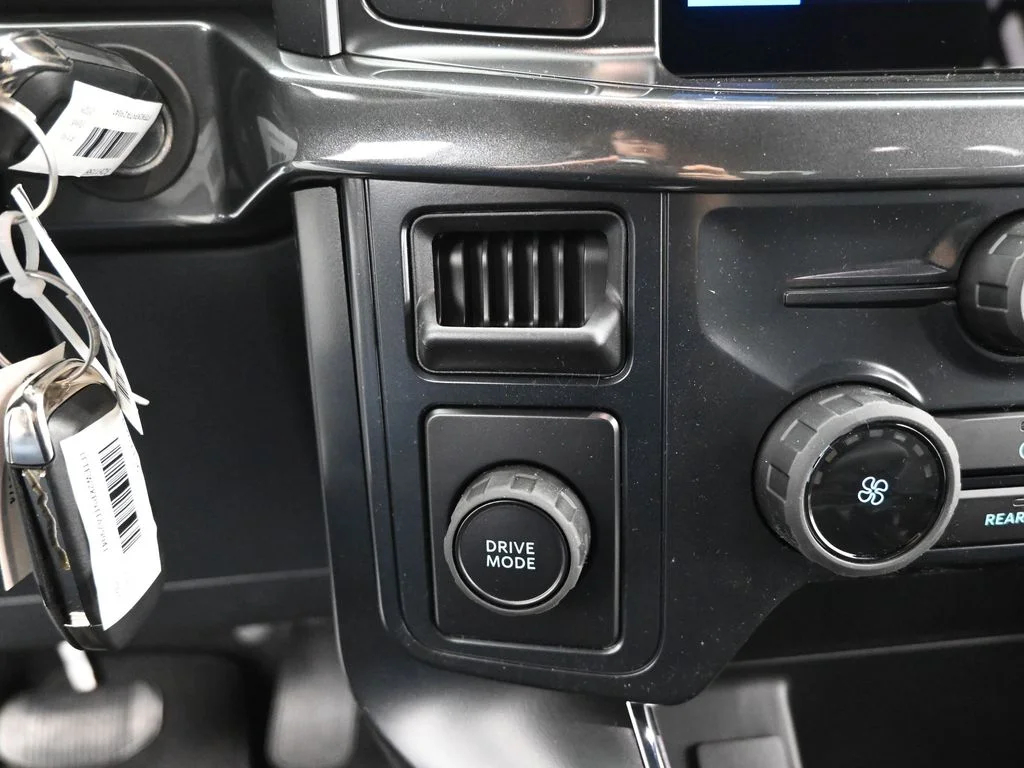New 2026 Oxford White Ford STX image 16