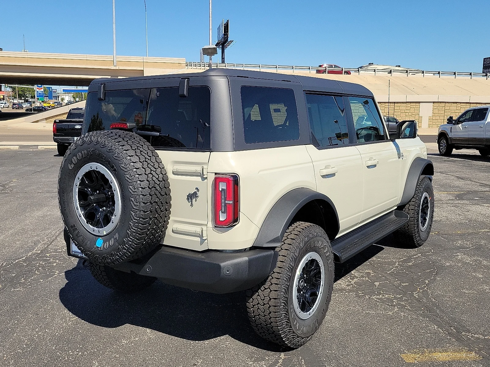 New 2025 Desert Sand Ford Outer Banks&reg; image 4