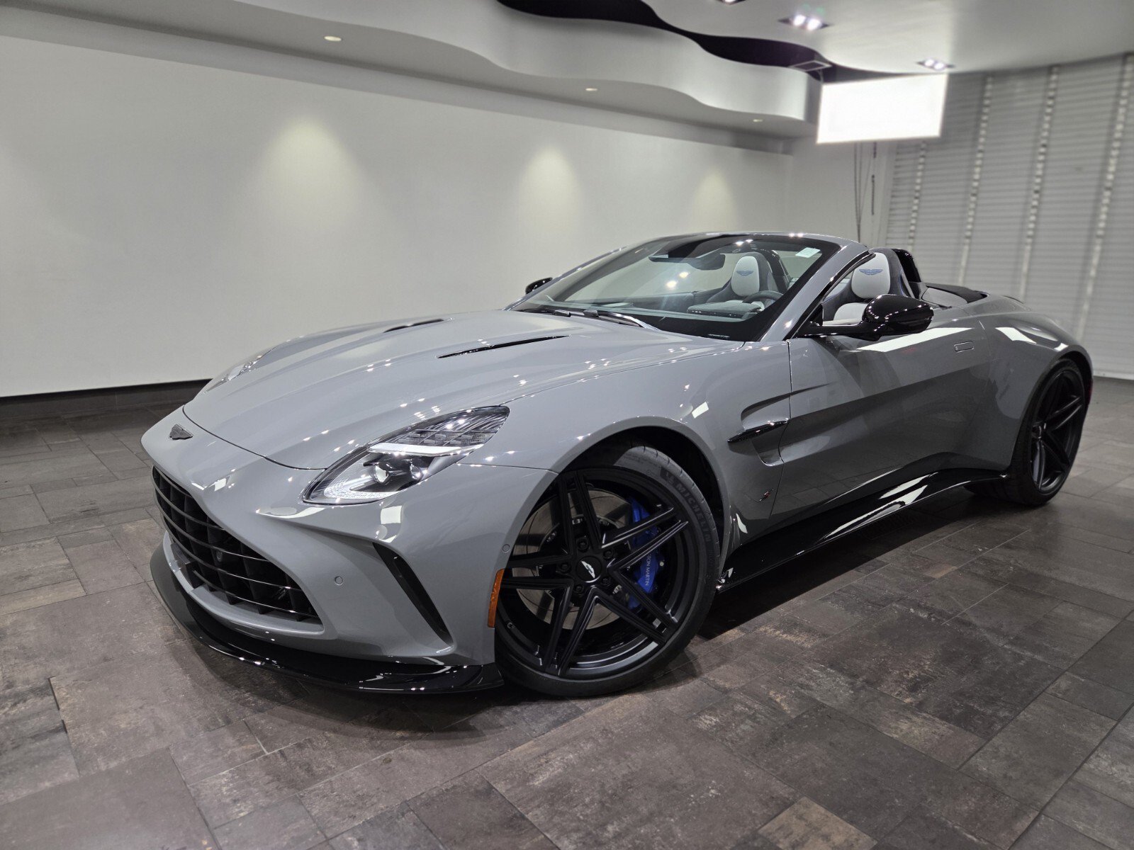 New 2026 China Grey Aston Martin S Roadster image 2