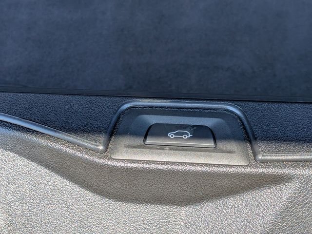 Used 2026 Blue BMW M60i image 15