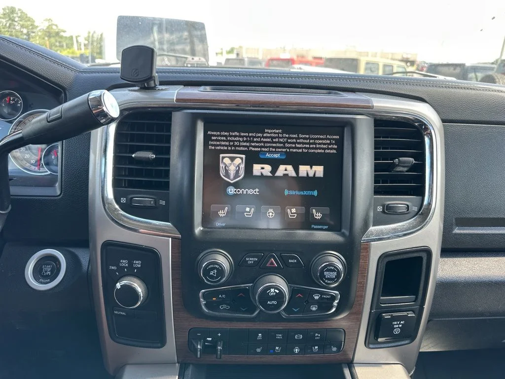 Used 2014 Red Ram Laramie image 32