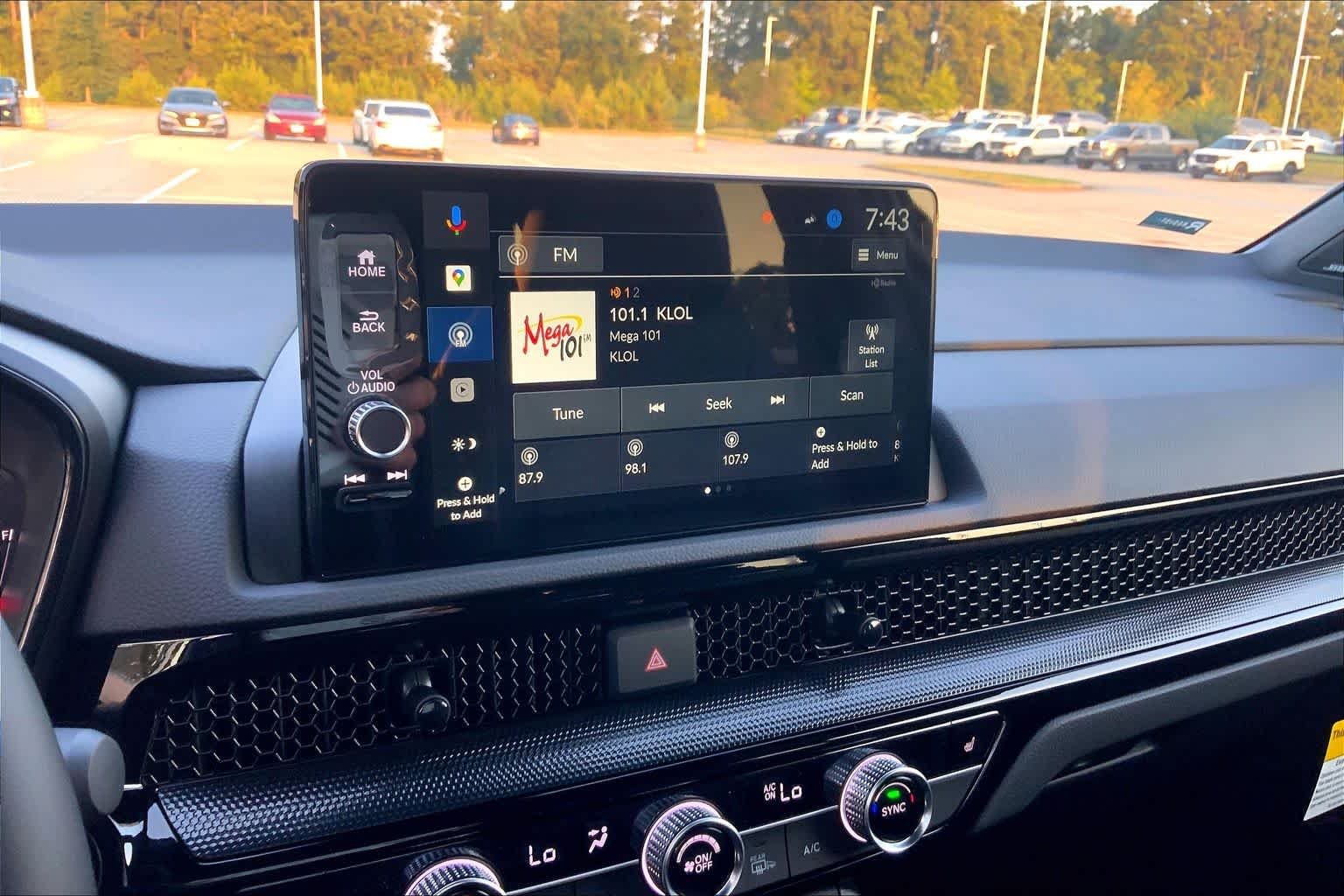 New 2027 Urban Gray Pearl Honda Sport Touring Hybrid AWD image 19