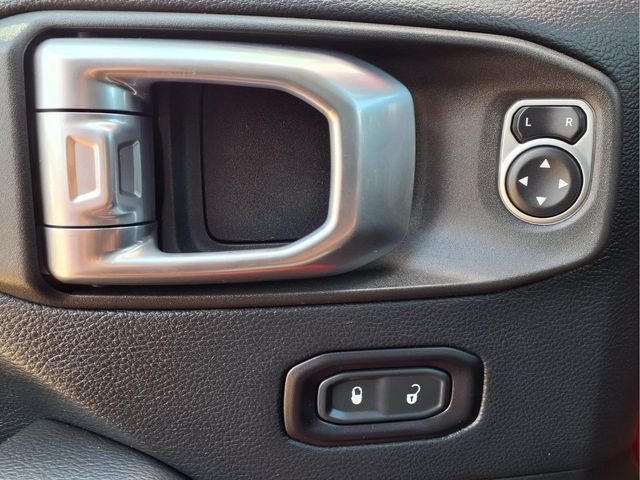 2019 Jeep Wrangler Unlimited Sahara - Photo 24