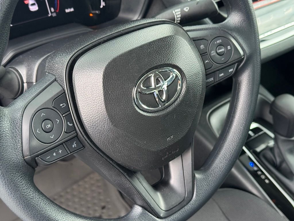 Used 2026  Toyota LE image 15