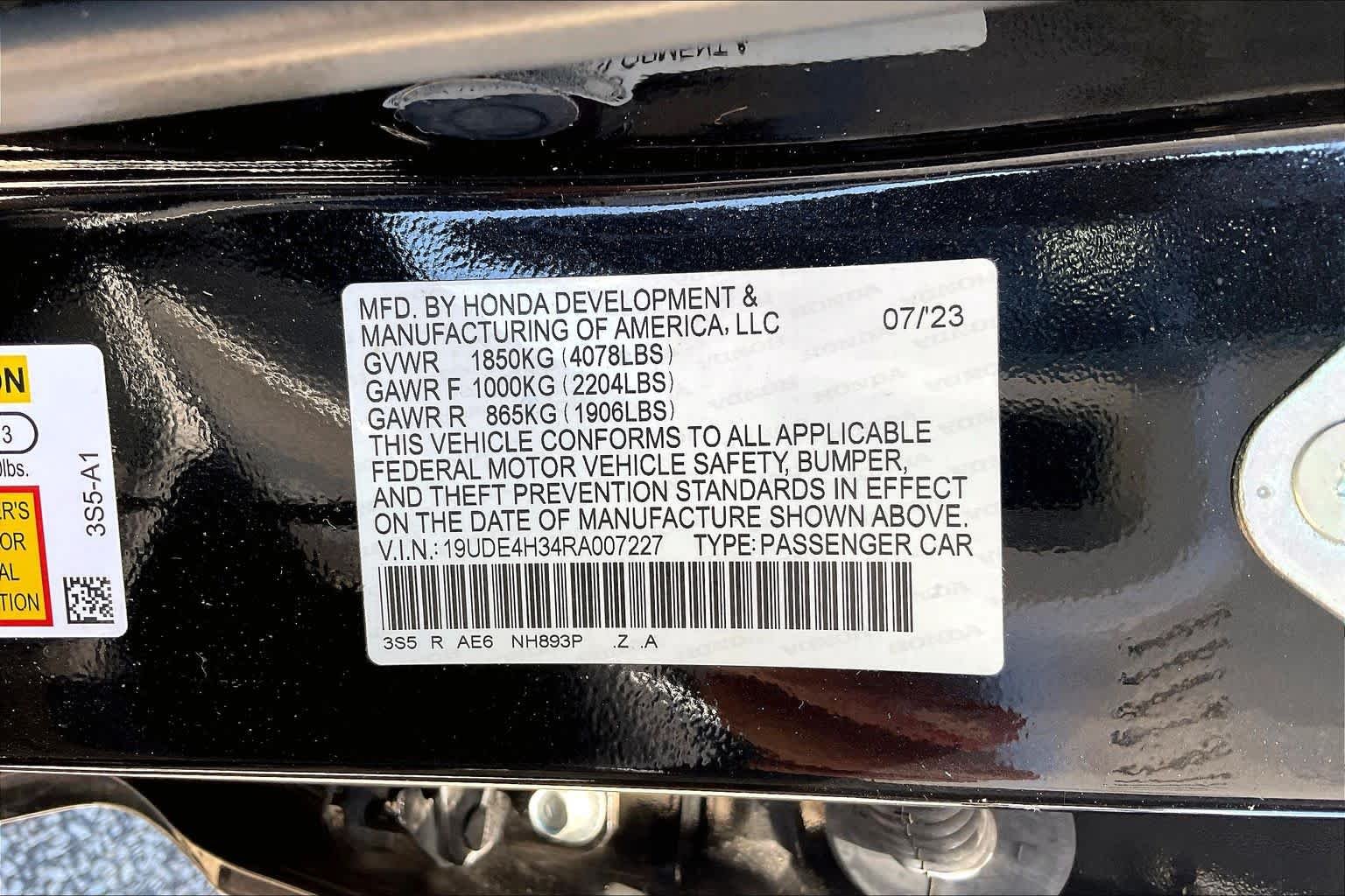 Used 2024 Majestic Black Pearl Acura w/A-Spec Package image 33