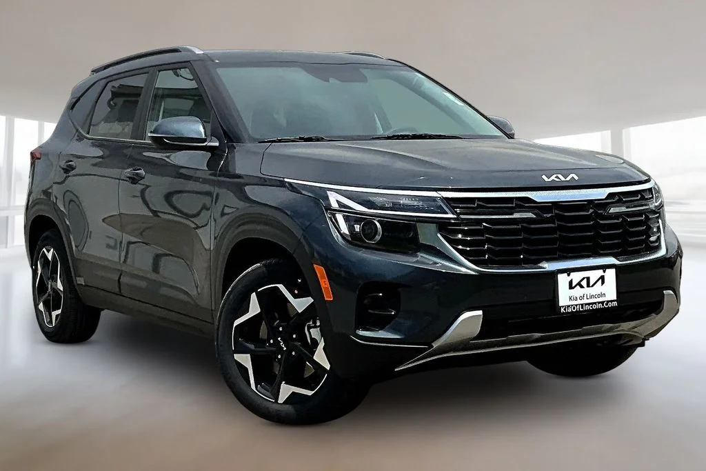 New 2026 Gravity Gray Kia S image 2