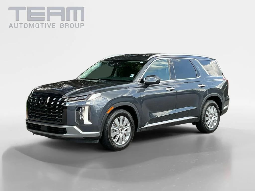 Used 2024 Gray Hyundai SEL image 3
