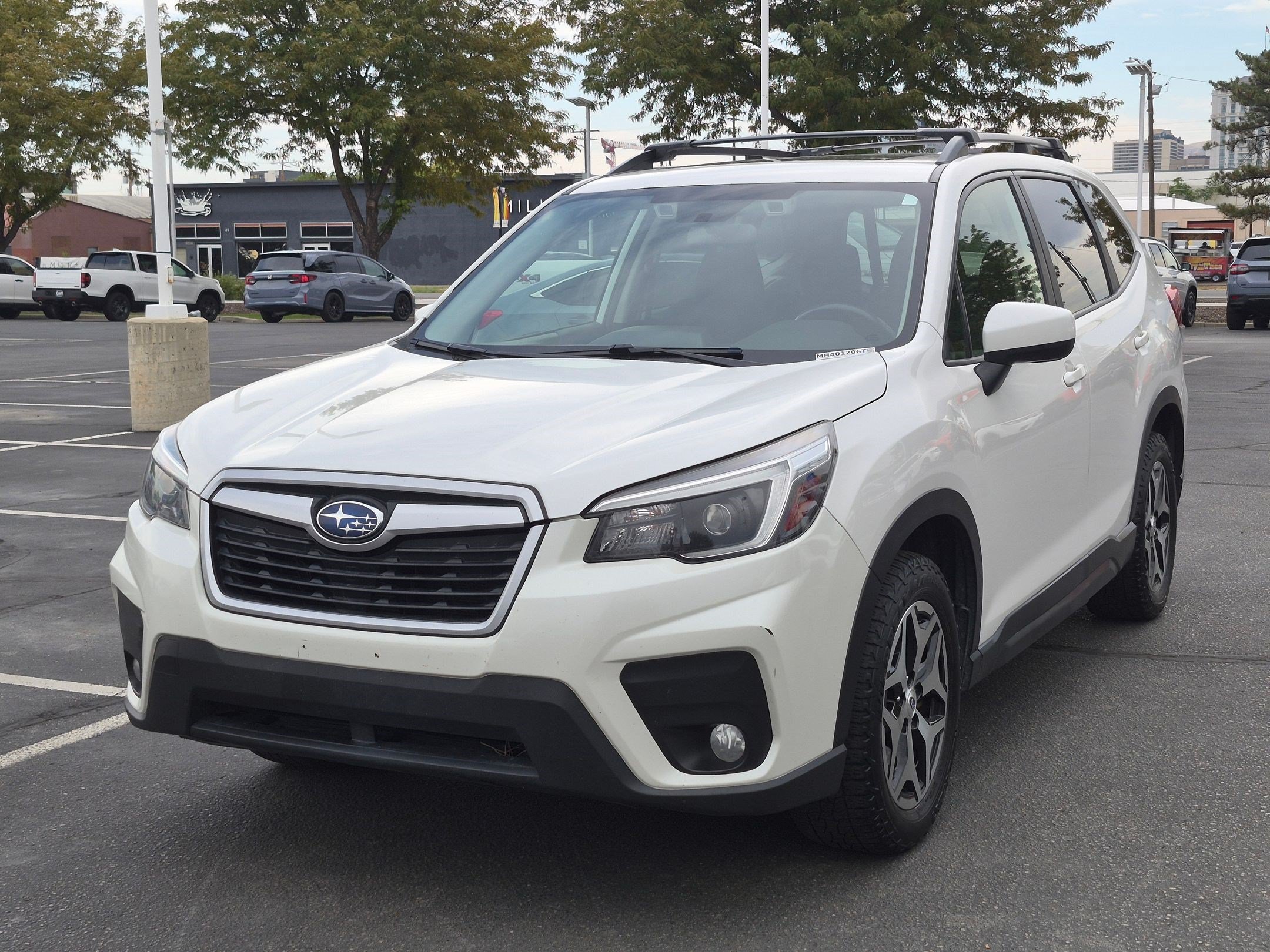 Used 2021 Crystal White Pearl Subaru Premium image 8
