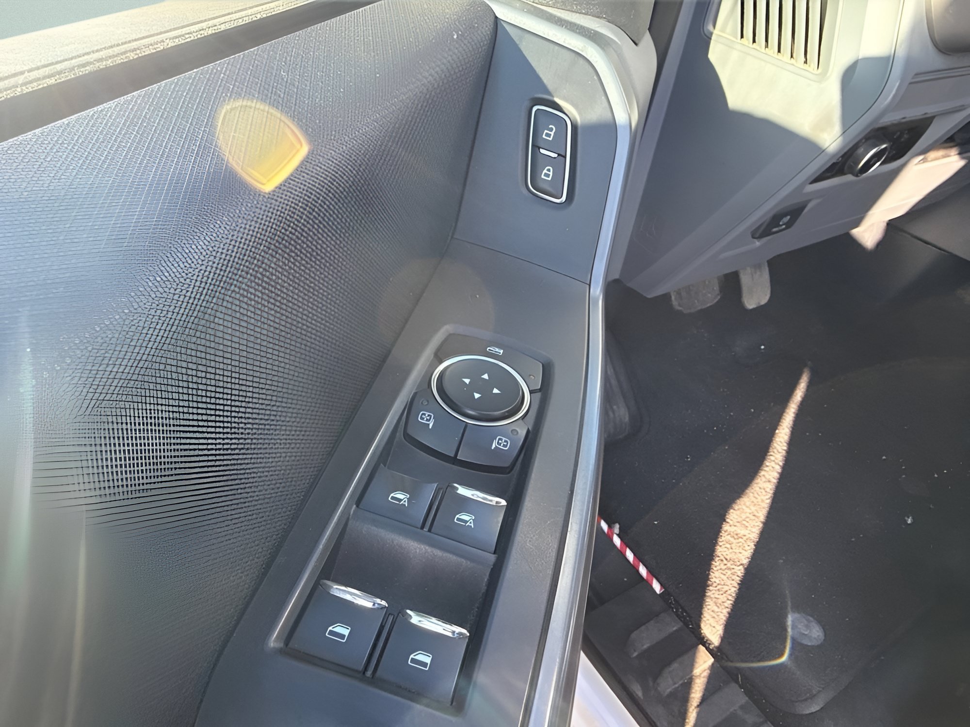 Used 2023 White Ford XLT image 23