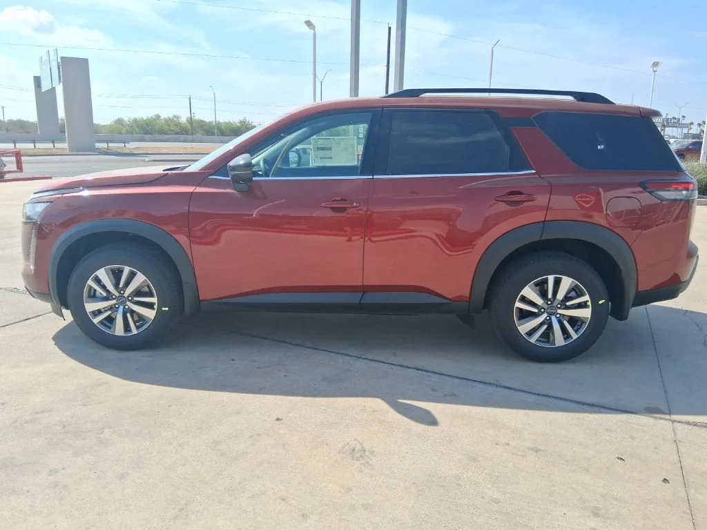 New 2026 Scarlet Ember Tintcoat Nissan SL image 3