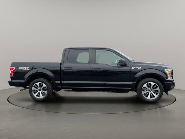 Used 2019  Ford XL image 8