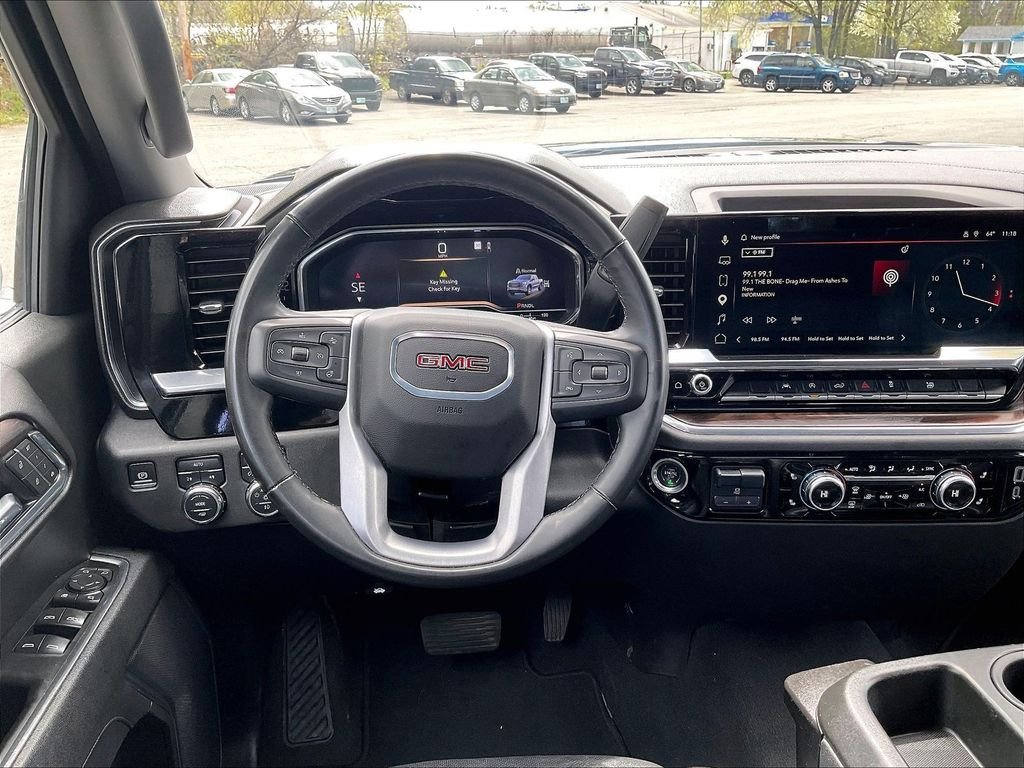 Used 2025 Silver GMC SLT image 17
