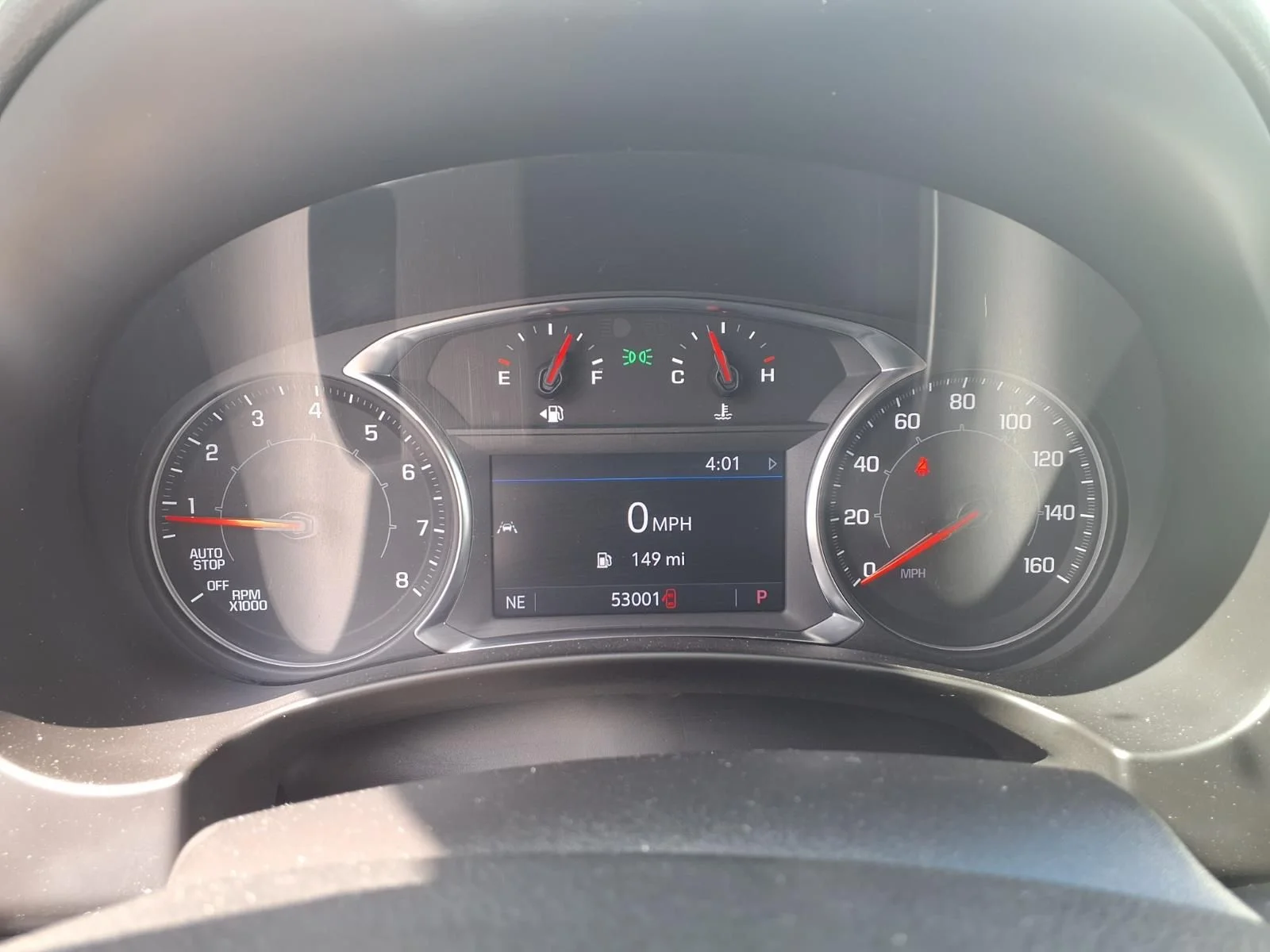 Used 2024 White GMC SLT image 17