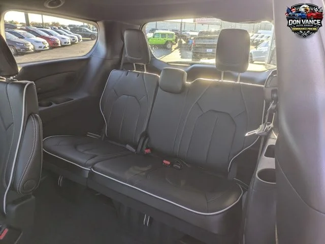 2026 Chrysler Pacifica Limited - Photo 23