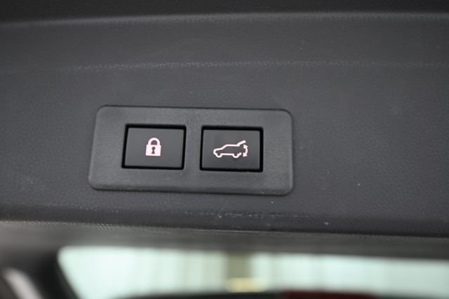 Used 2024 White Subaru Premium image 20