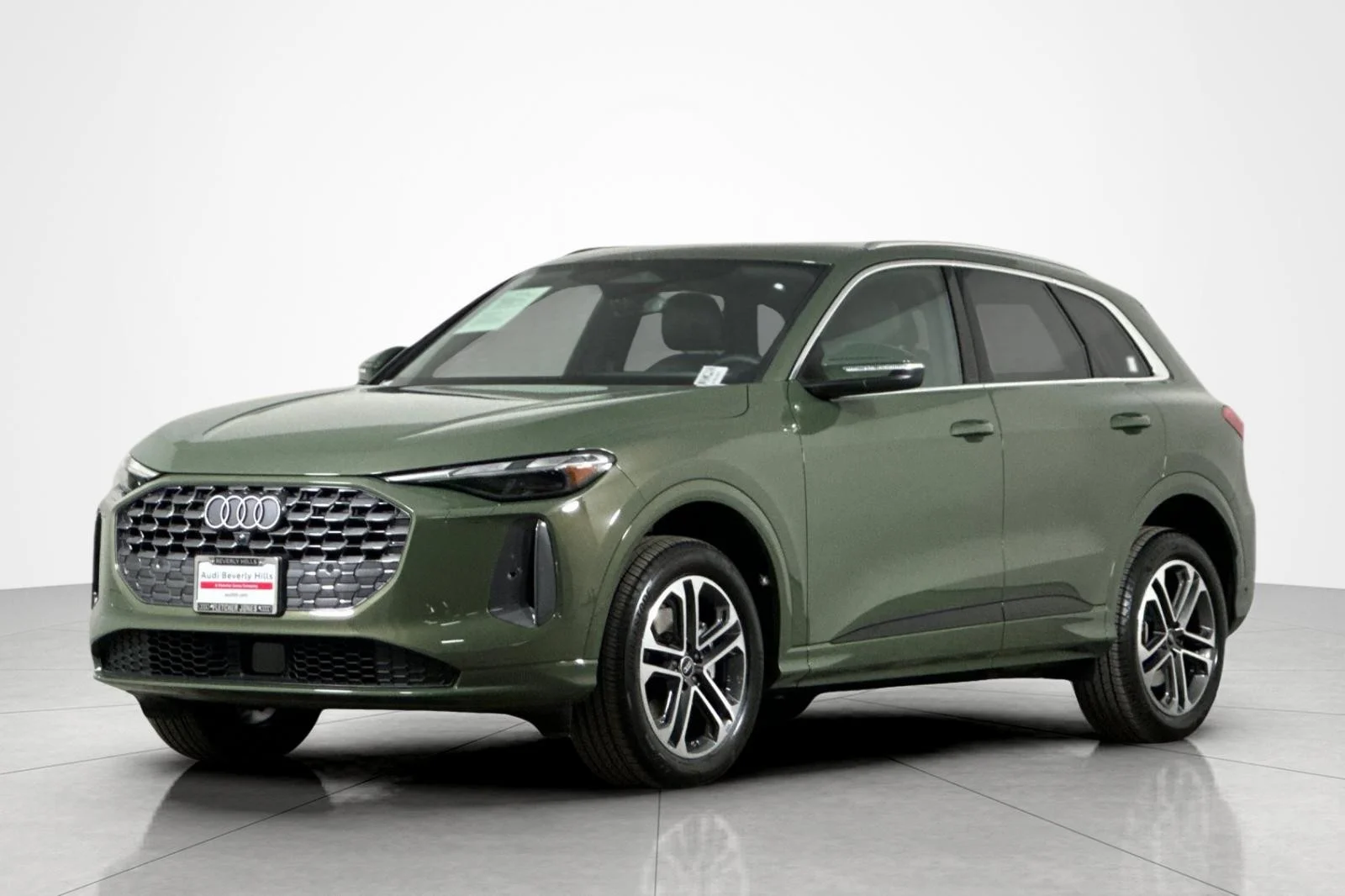 2025 Audi Q5 40 Premium's photo