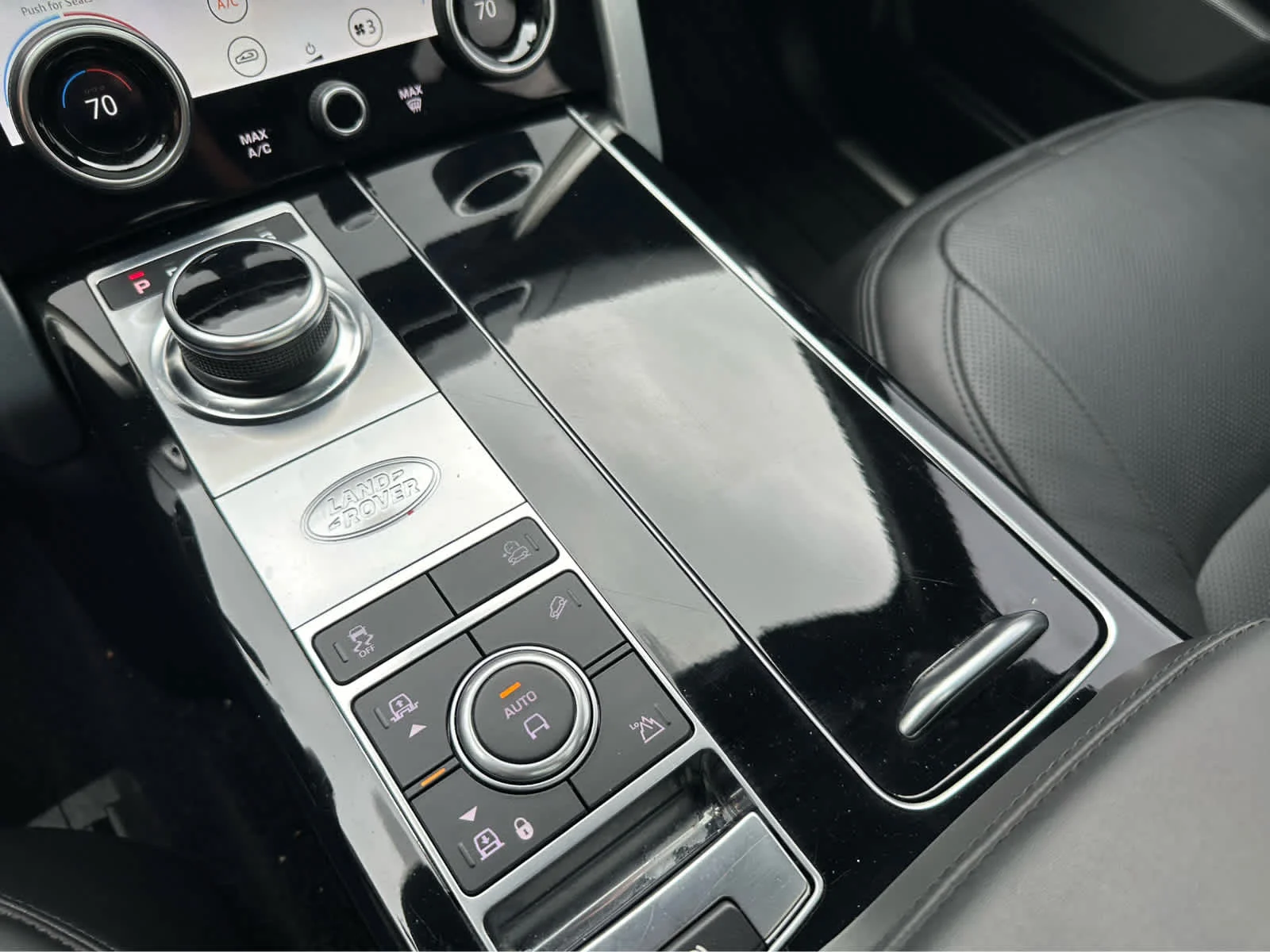 Used 2021 Eiger Grey Metallic Land Rover Westminster image 20
