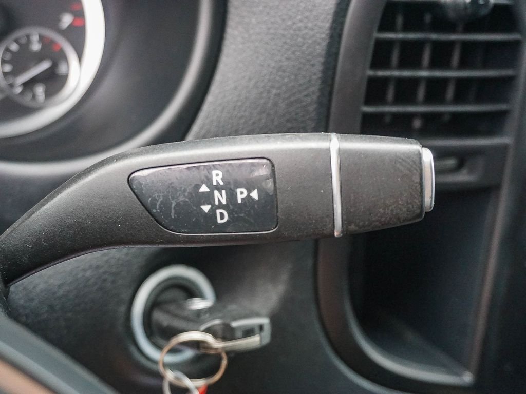 Used 2020 Black Mercedes-Benz Passenger image 22