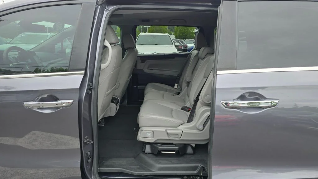 Used 2022  Honda EX-L image 16