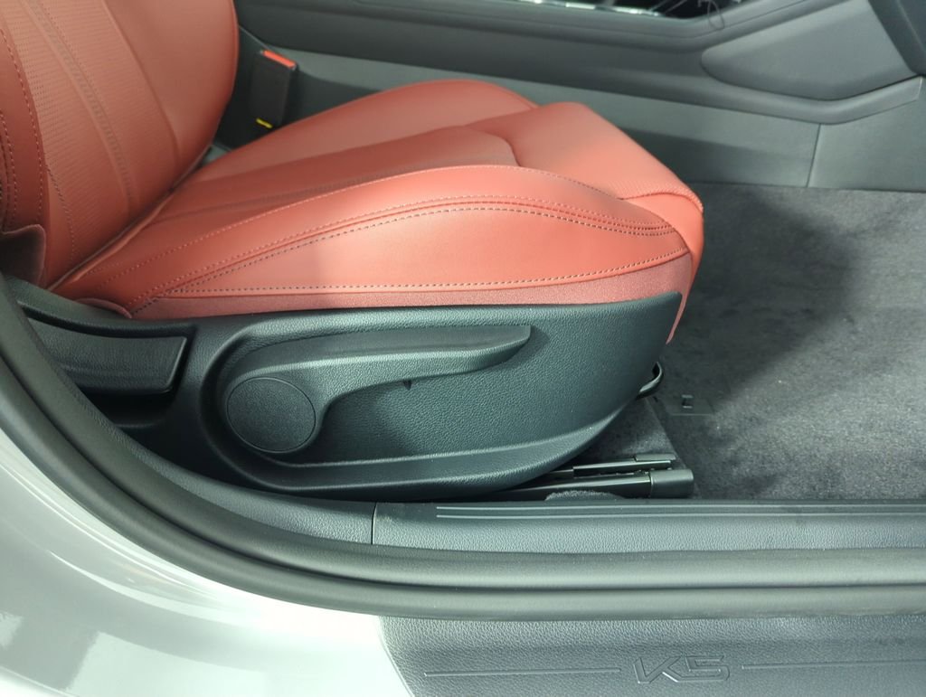 New 2026 Wolf Gray Kia GT-Line image 38
