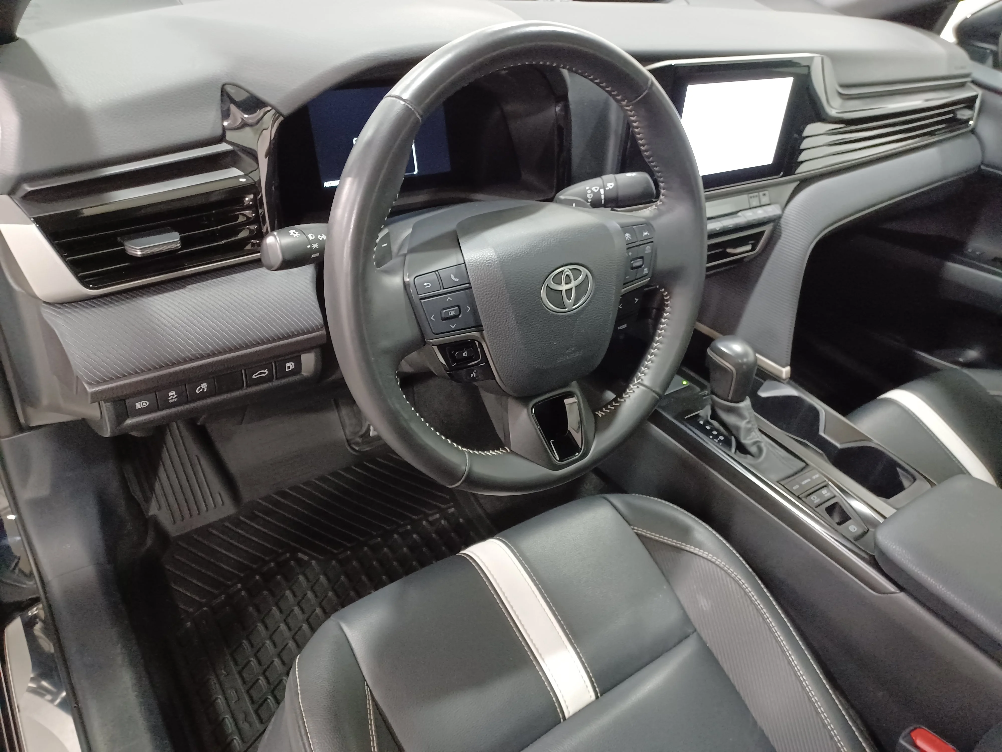 Certified Used 2025 Midnight Black Metallic Toyota SE Hybrid AWD*Great on Fuel! | Adaptive Cruise | Htd Leather | Sunroof | Htd Wheel | Lane Keeping image 14