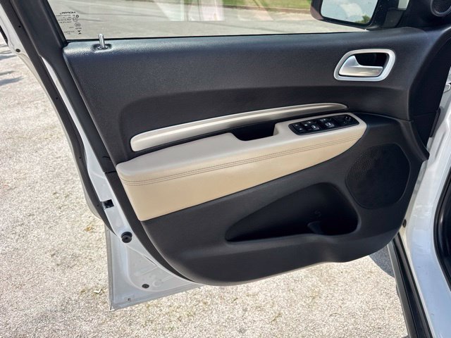 Used 2020 White Dodge SXT image 15