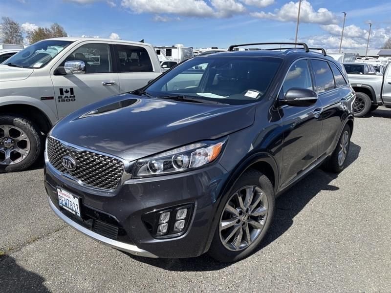 Gray 2017 Kia Sorento SX Limited V6 AWD SUV / Crossover