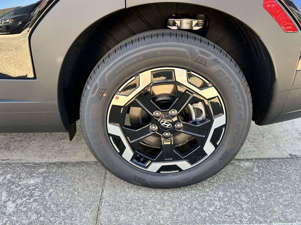 New 2027 Black Hyundai SE FWD image 28