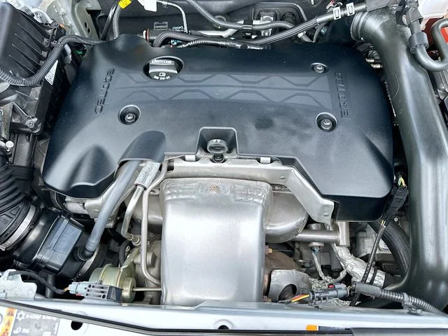 Used 2020 Silver Chevrolet Premier image 28