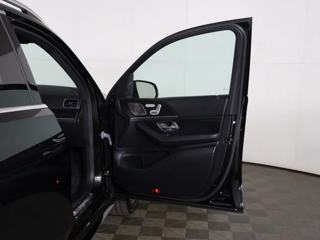 Used 2022 Black Mercedes-Benz GLE 450 image 22