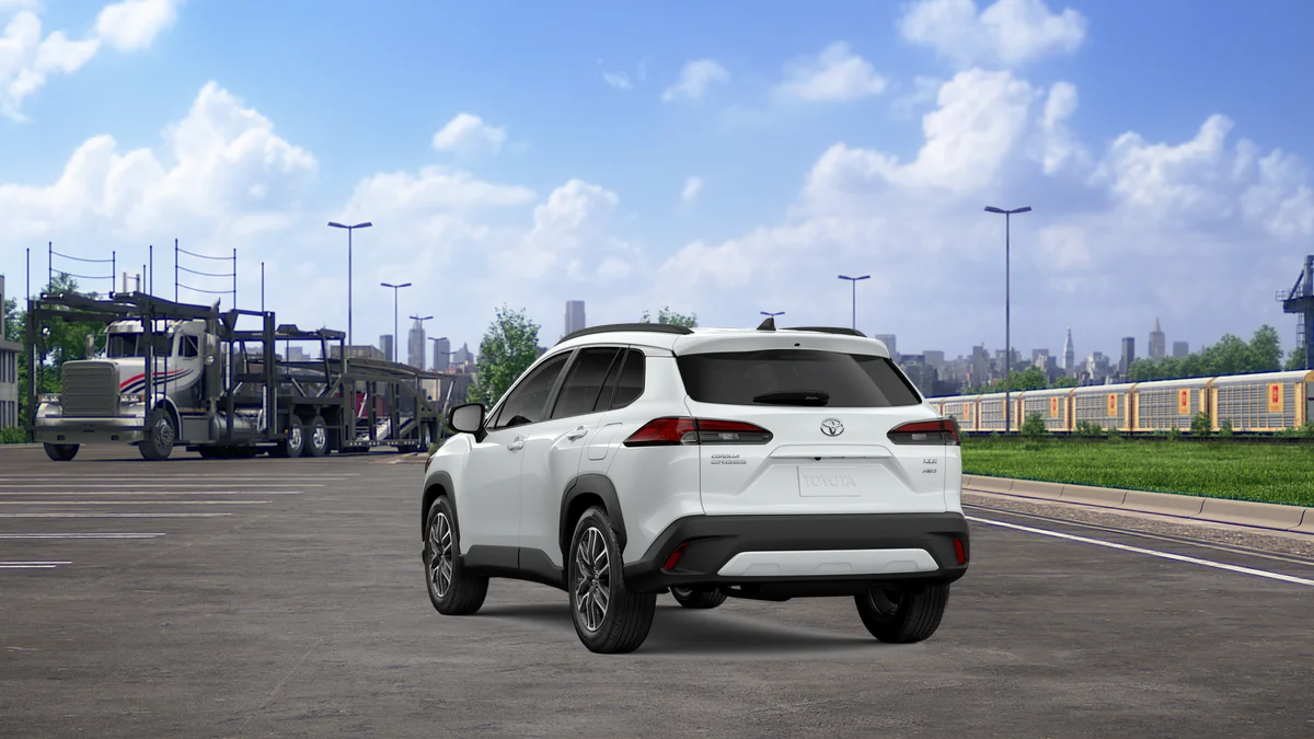 New 2026 Wind Chill Pearl Toyota XLE image 6