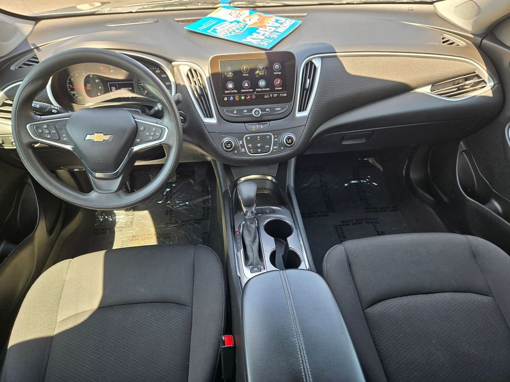 Used 2024 Gray Chevrolet LT image 9