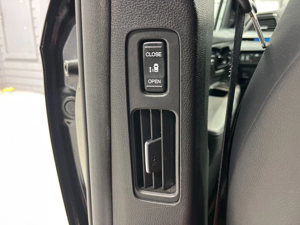 2023 Honda Odyssey Touring - Photo 34