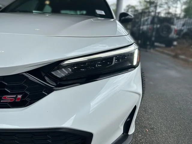 Used 2026 White Honda  image 9
