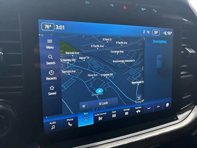 Used 2022  Ford XL image 11