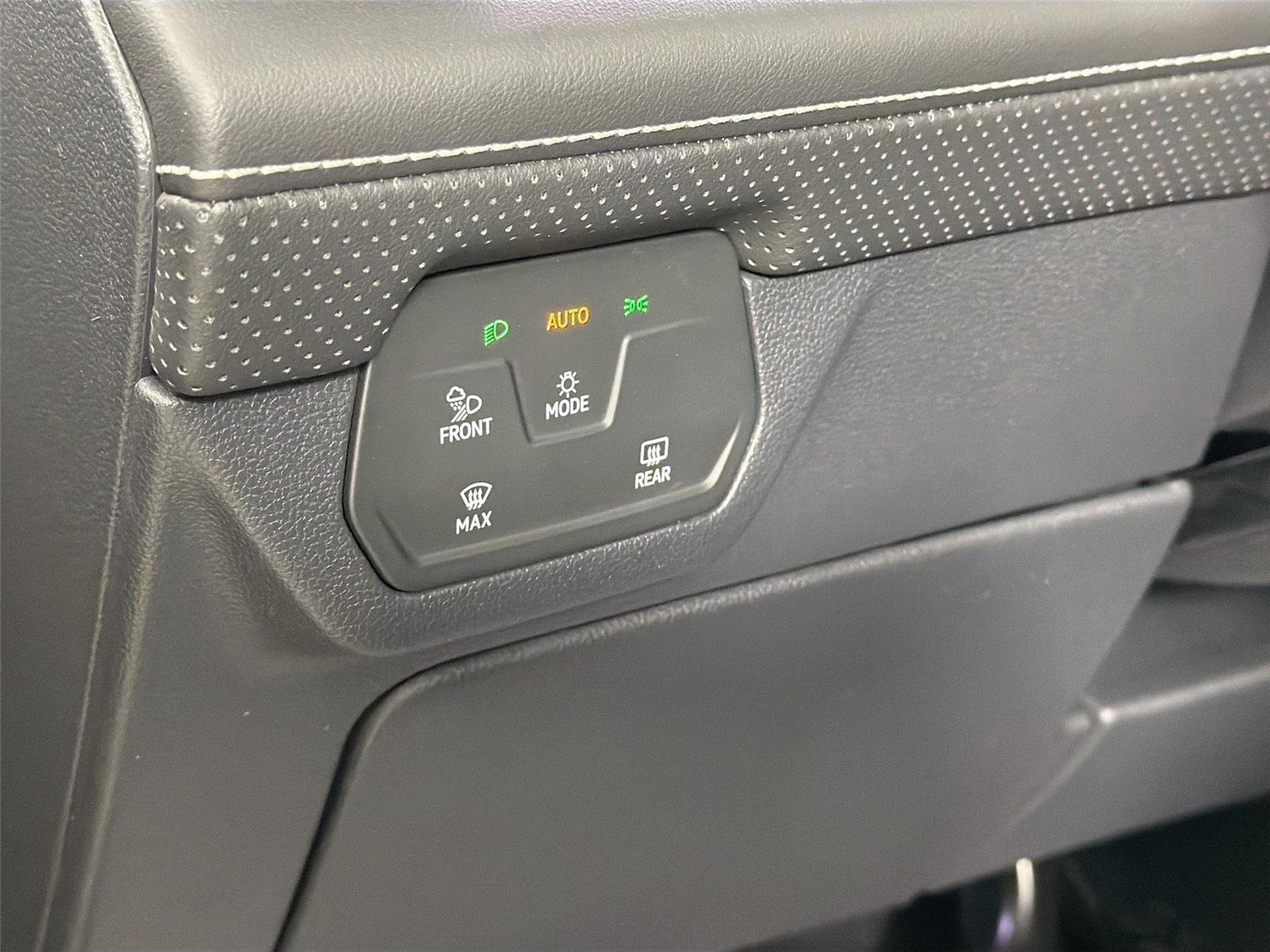 New 2026 Pure Gray Volkswagen 2.0T SEL image 10